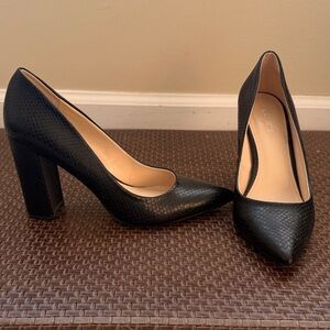 Nine West Black Textured Heels